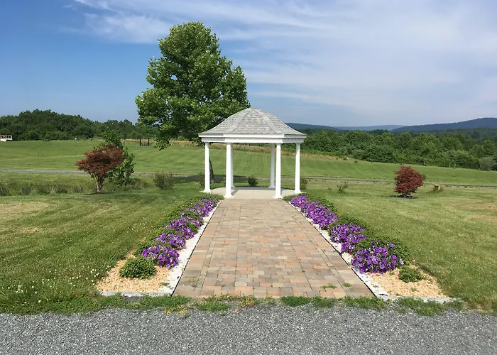 Loudoun Valley Manor B&B
